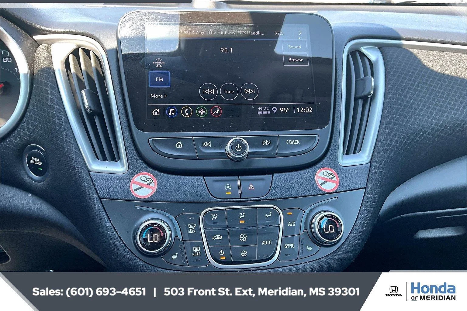 Used 2025 Mosaic Black Metallic Chevrolet LT image 22