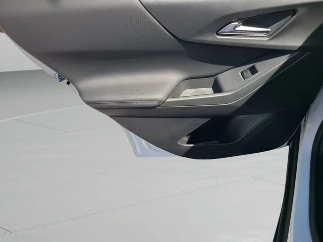New 2026 Summit White Chevrolet LT image 17
