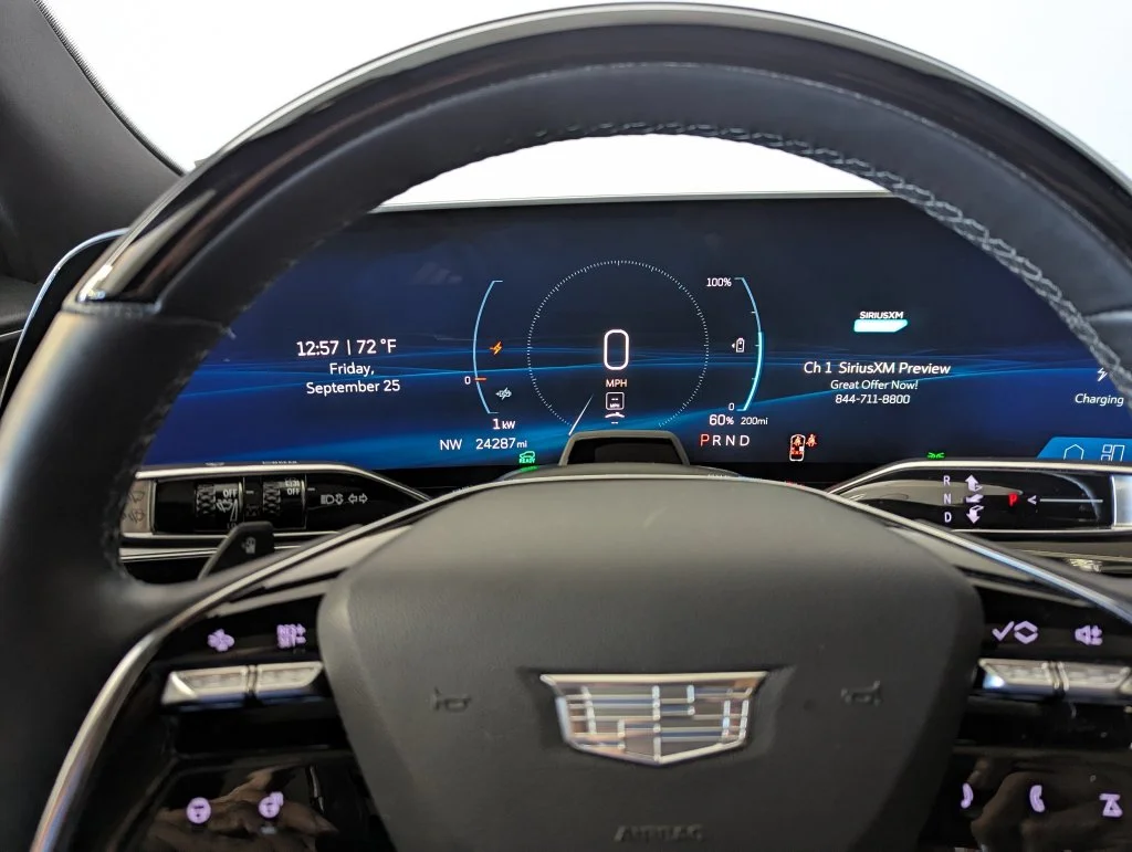 Certified Used 2025 Silver Cadillac Luxury image 9