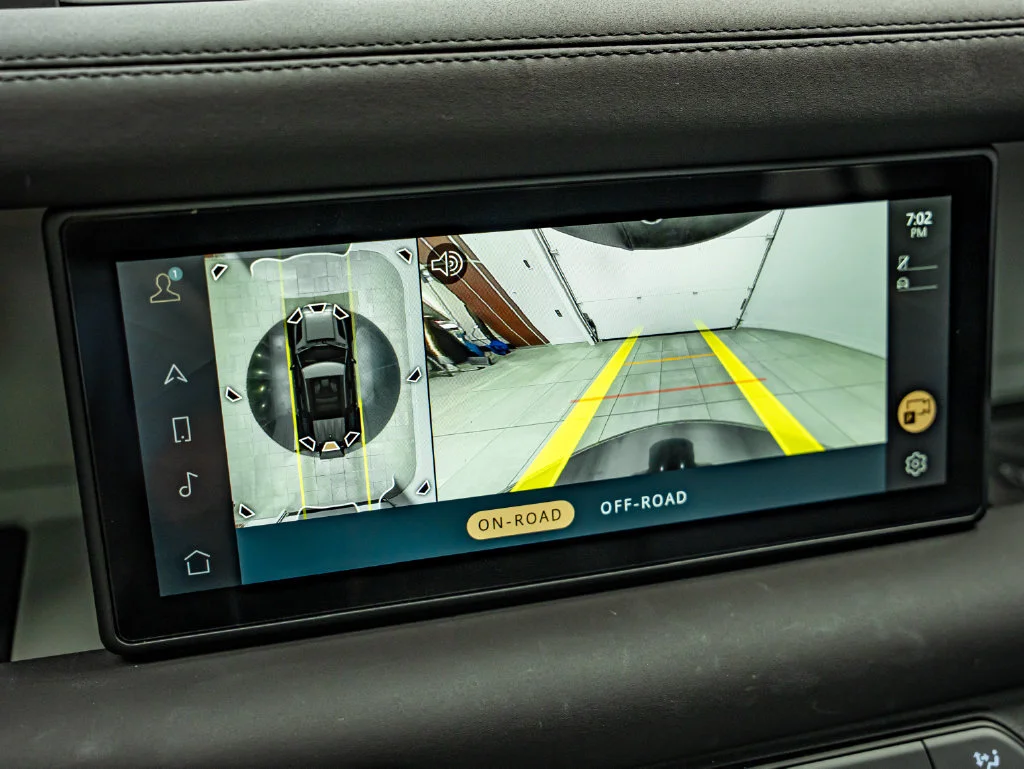Used 2024 Gray Land Rover S image 32