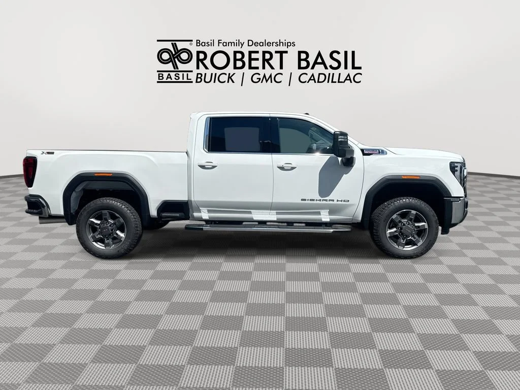 New 2026 Summit White GMC SLE image 9