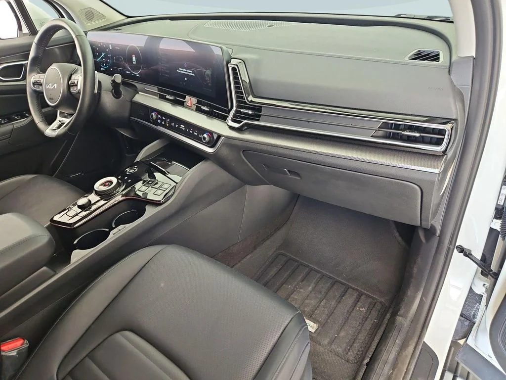 Used 2025 Snow White Pearl Kia SX-Prestige image 29