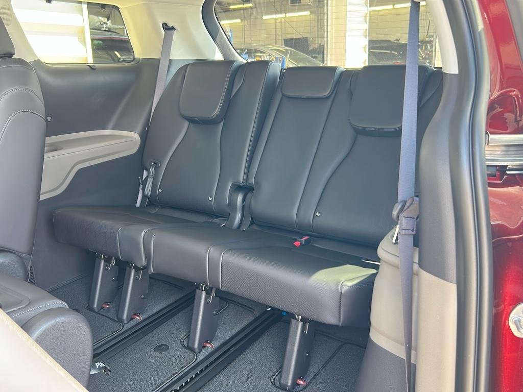 2026 Kia Carnival SX - Photo 15