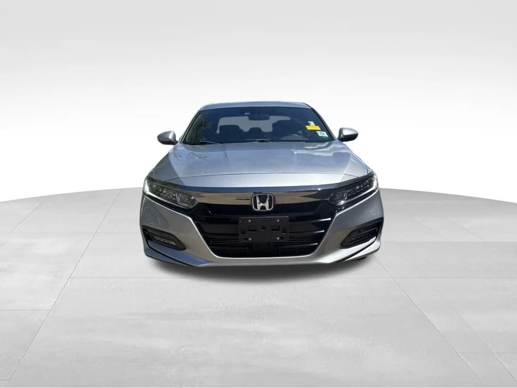 Used 2019  Honda Sport 1.5T image 2