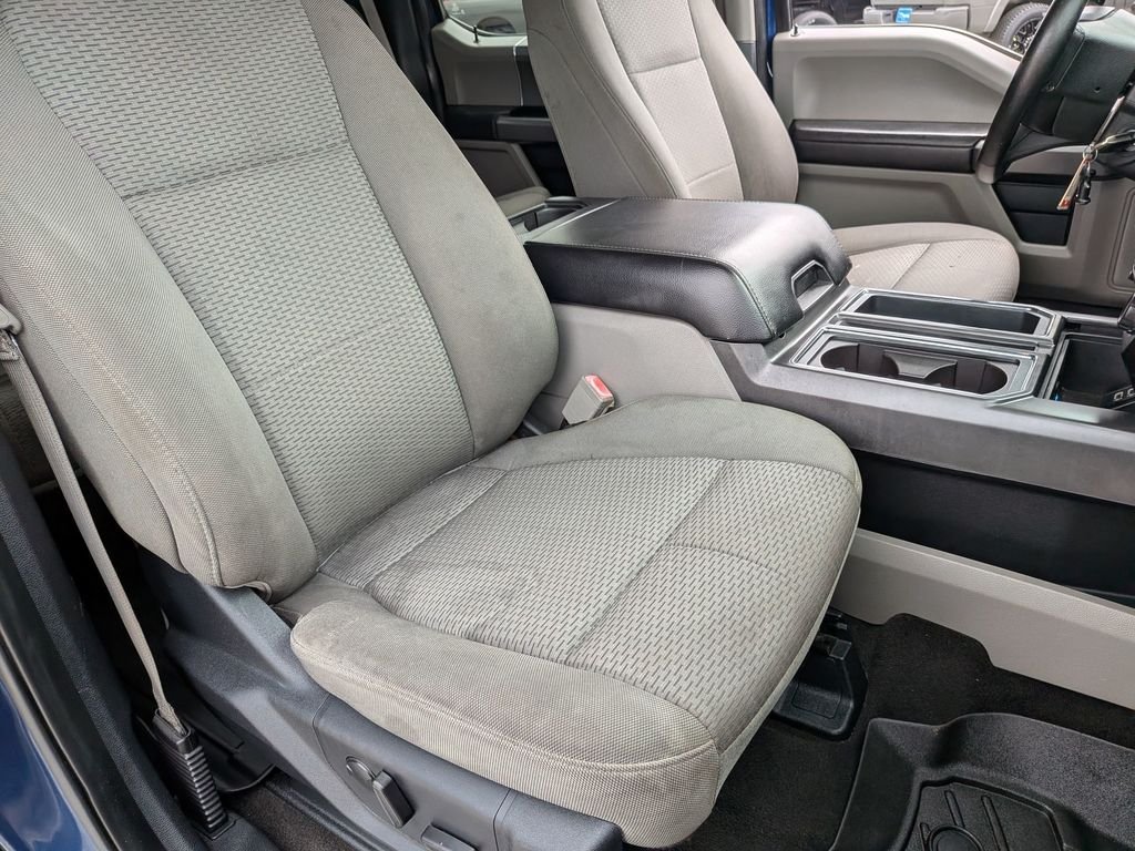 Used 2019 Blue Ford XLT image 31