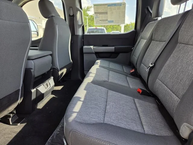 New 2026 Agate Black Metallic Ford F-250® XL image 31