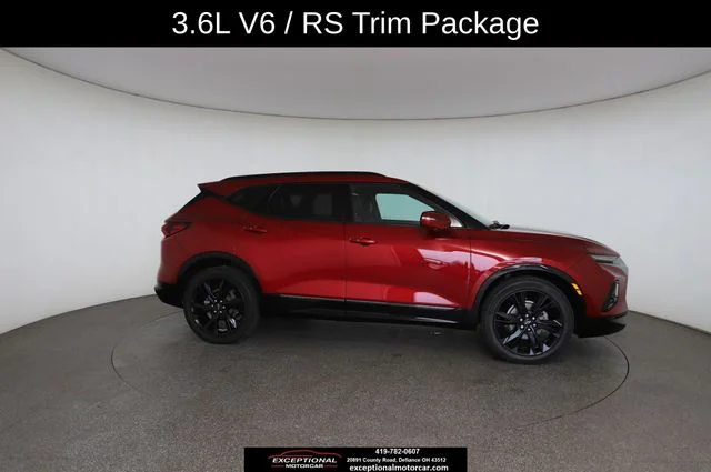 Used 2021 Red Chevrolet RS image 23