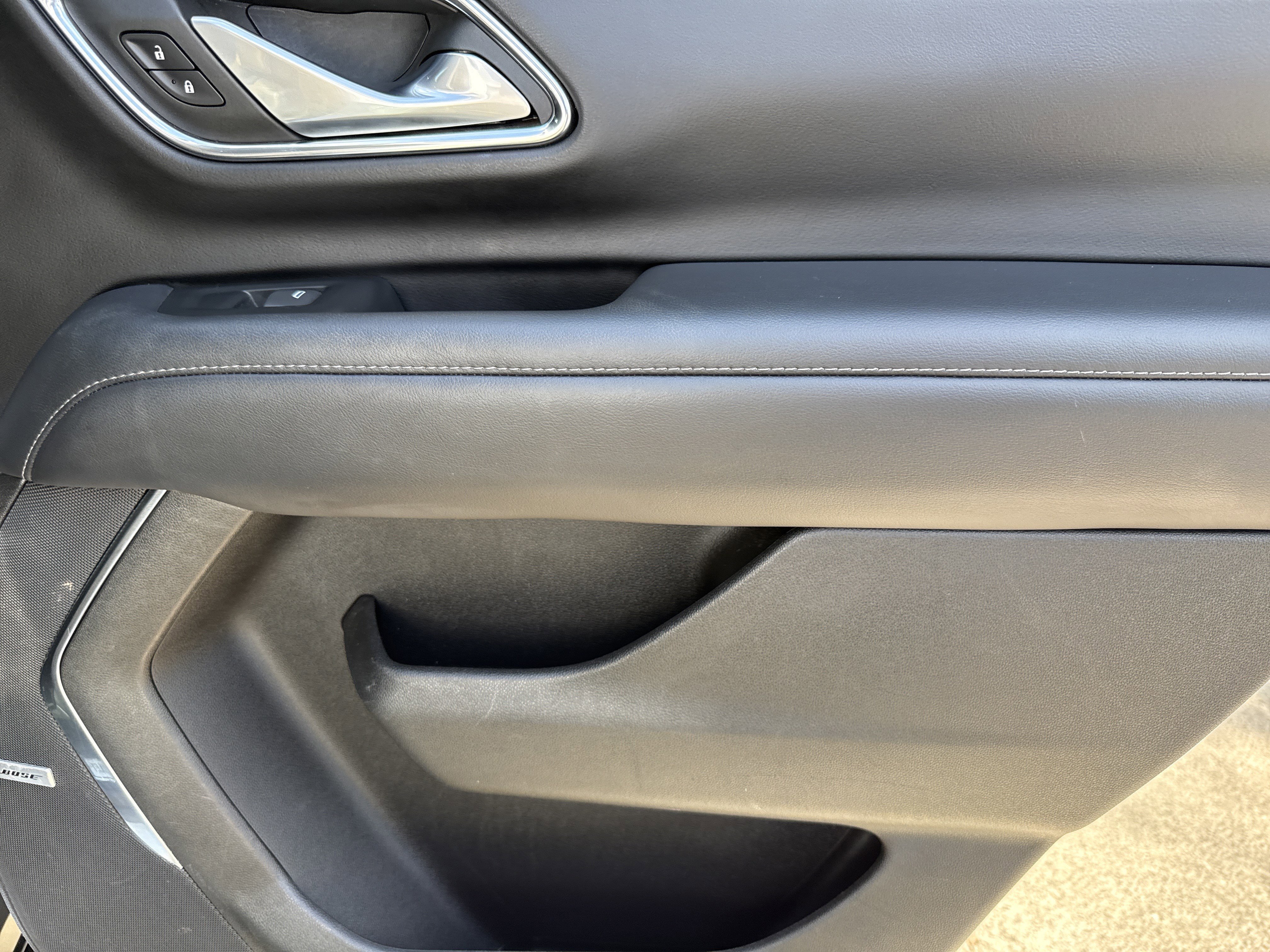 Used 2022 Summit White Chevrolet LT image 16