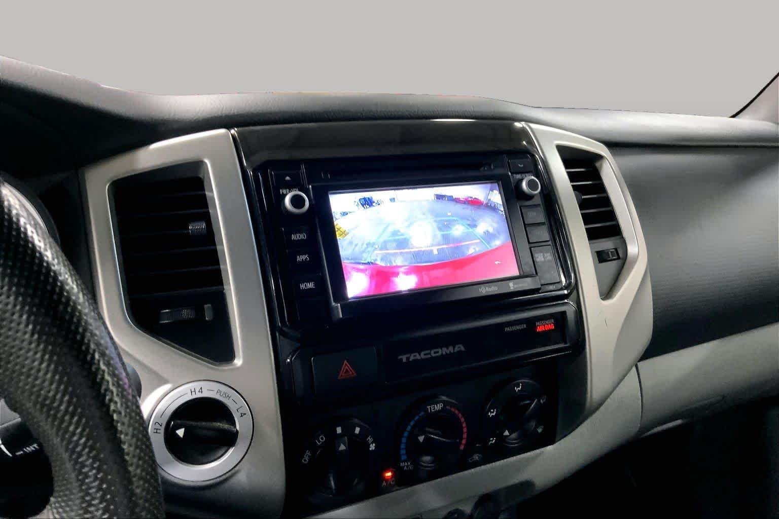 Used 2015 Barcelona Red Metallic Toyota  image 27