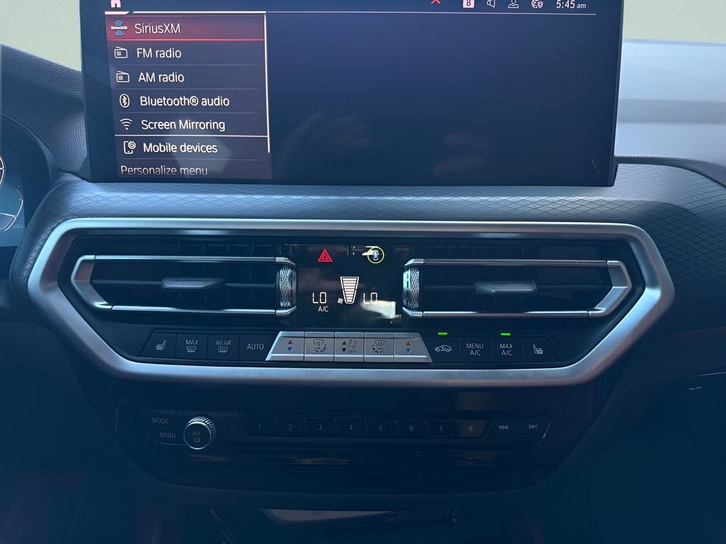 Used 2022 White BMW xDrive30i image 18