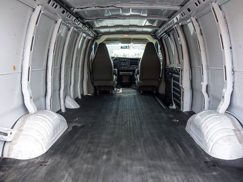 Used 2023 Summit White Chevrolet Work Van image 25