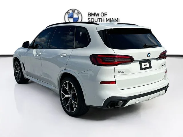 Used 2023 White BMW sDrive40i image 5