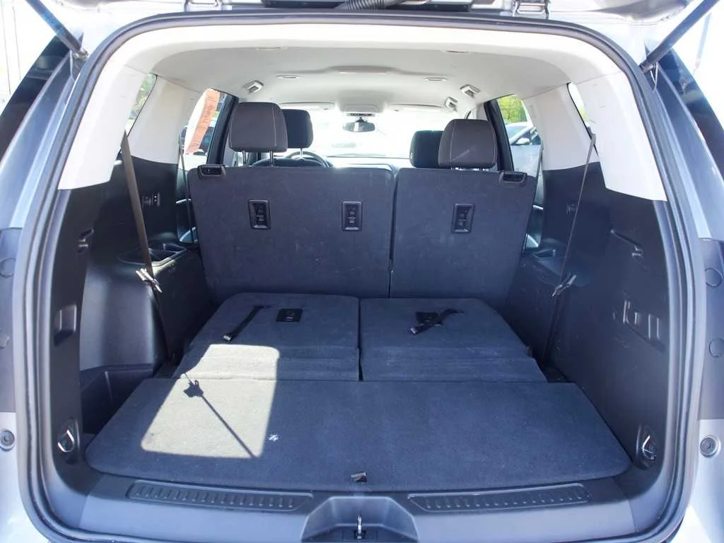 2021 GMC Acadia SLE - Photo 38