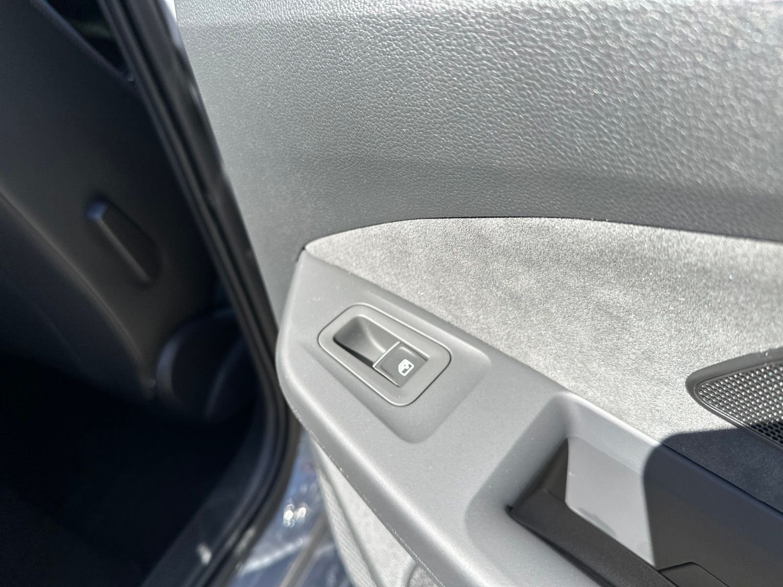 New 2026 Gray Volkswagen 2.0T SE image 33