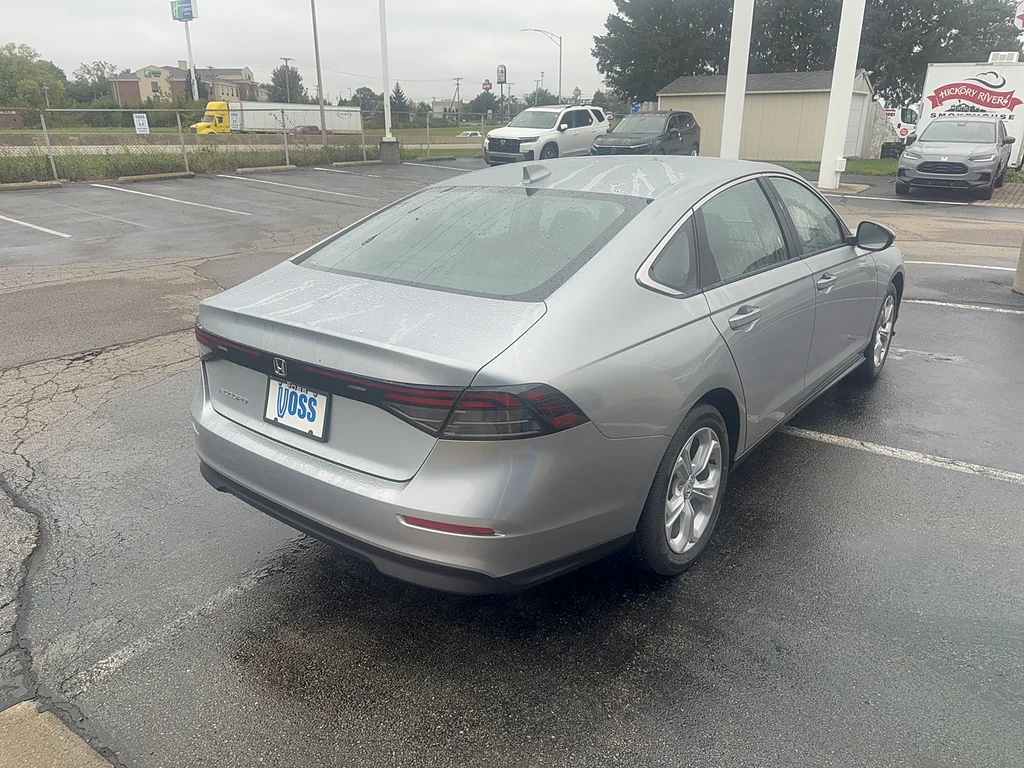 2026 Honda Accord Sedan LX, photo 5 of 12