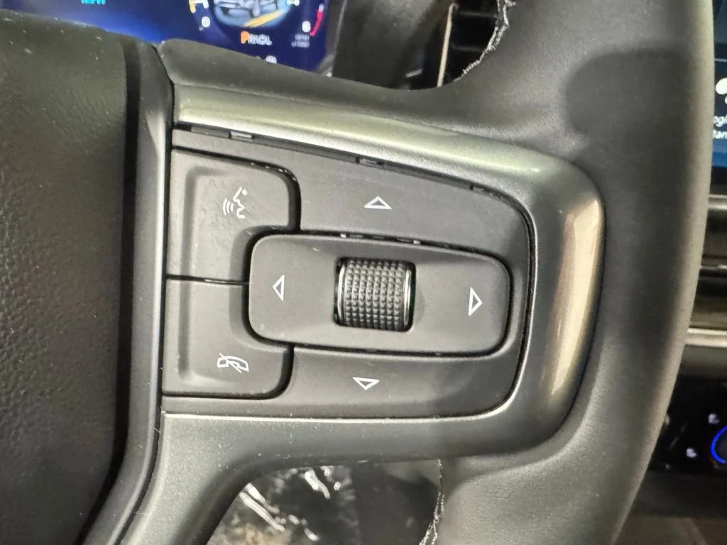 New 2026 Sterling Gray Metallic Chevrolet LT image 17