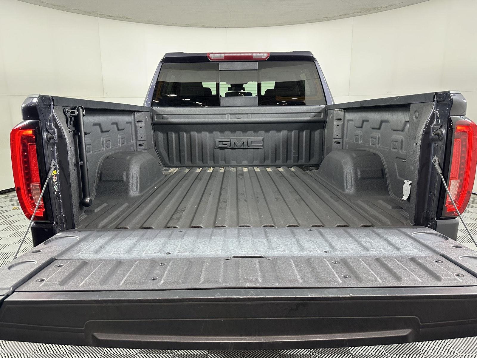 Used 2024 Titanium Rush Metallic GMC SLT image 10