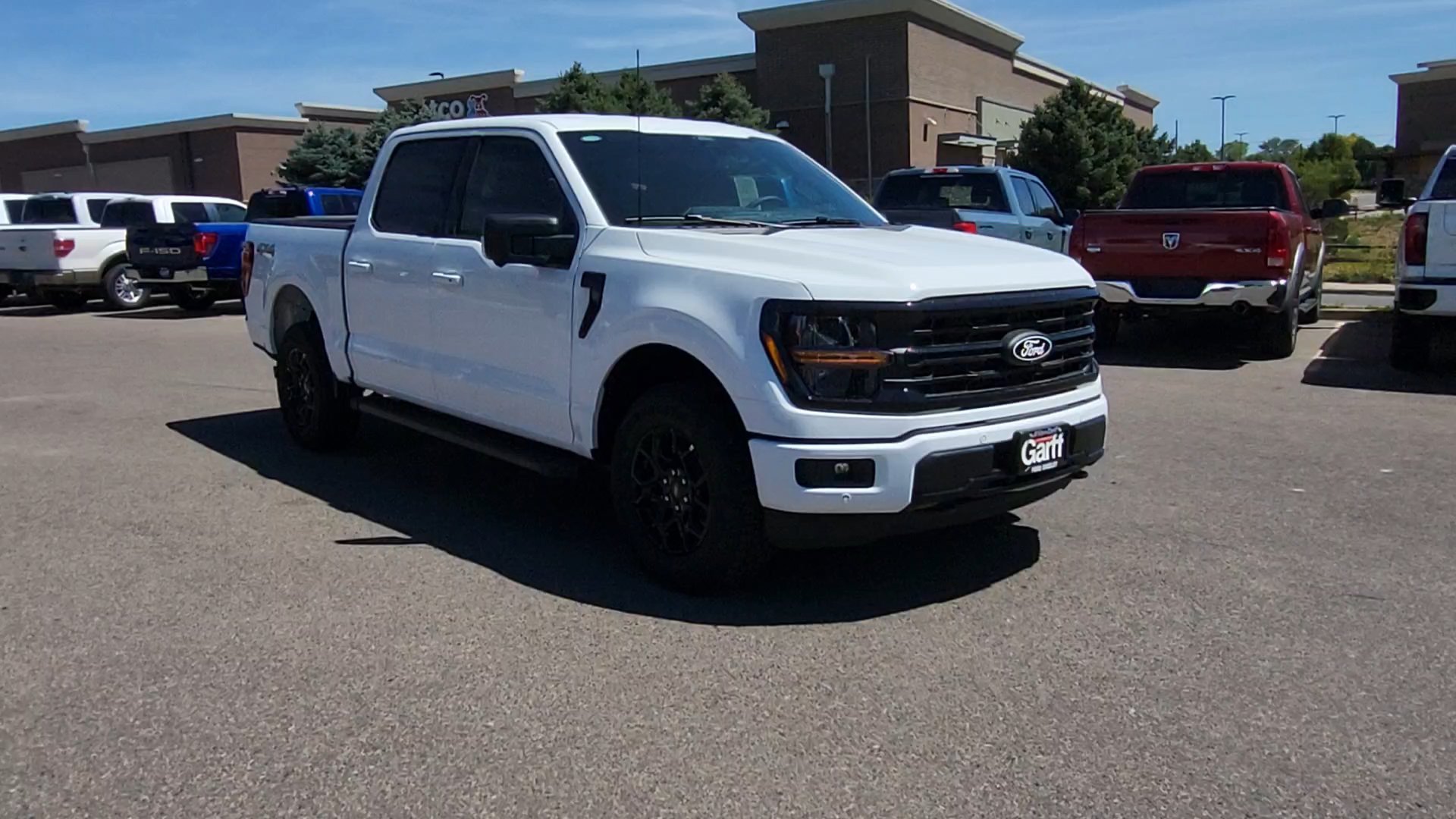 New 2026 Oxford White Ford XLT image 7