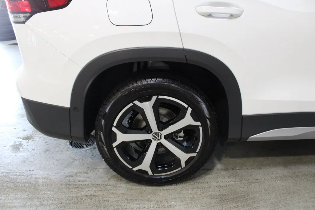 New 2026 White Volkswagen SE image 26