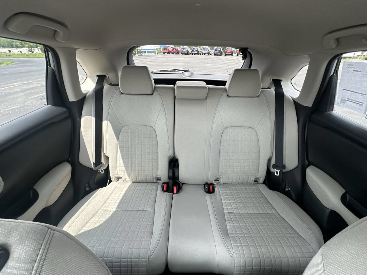 New 2027 Solar Silver Metallic Honda LX AWD image 21