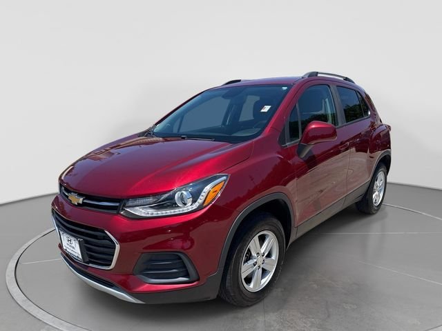 Used 2022 Red Chevrolet LT image 8