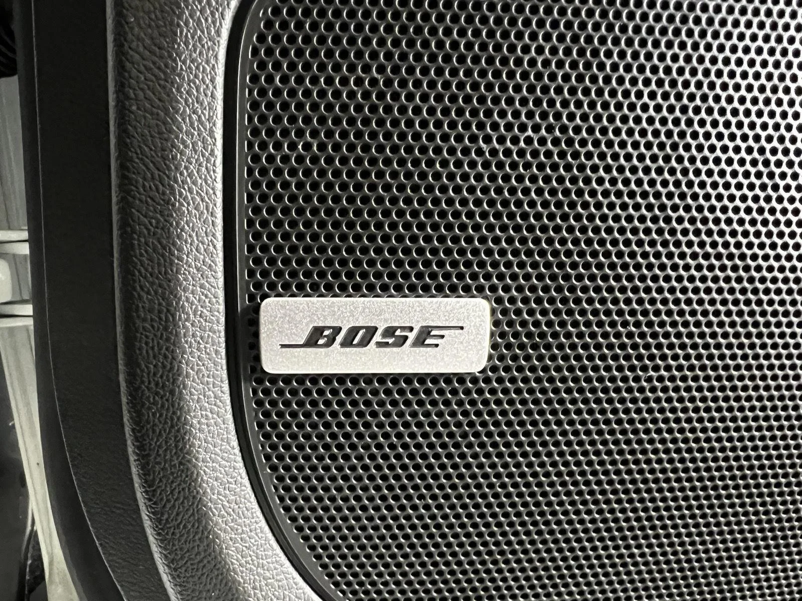 Used 2023 Summit White Chevrolet RS image 28