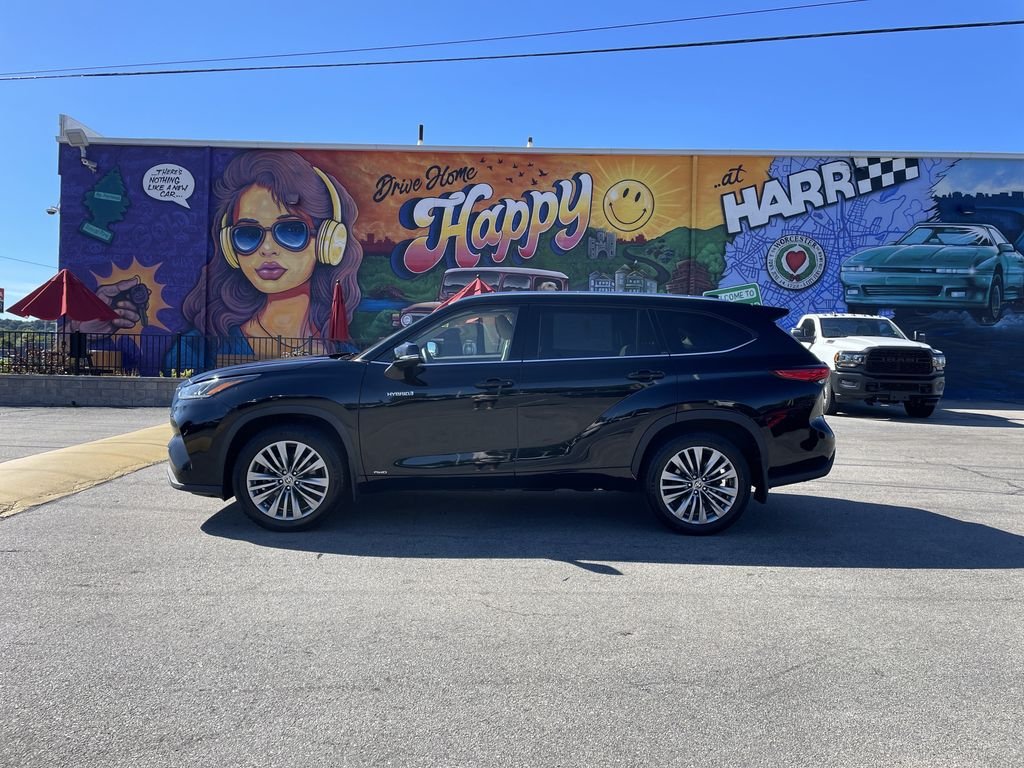 Used 2021 Black Toyota Platinum image 2