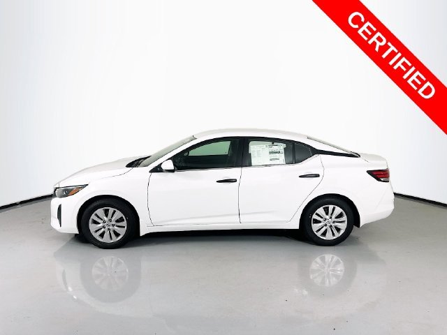 Certified Used 2025 White Nissan S image 5
