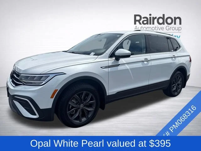 Certified Used 2023 Opal White Volkswagen SE image 3