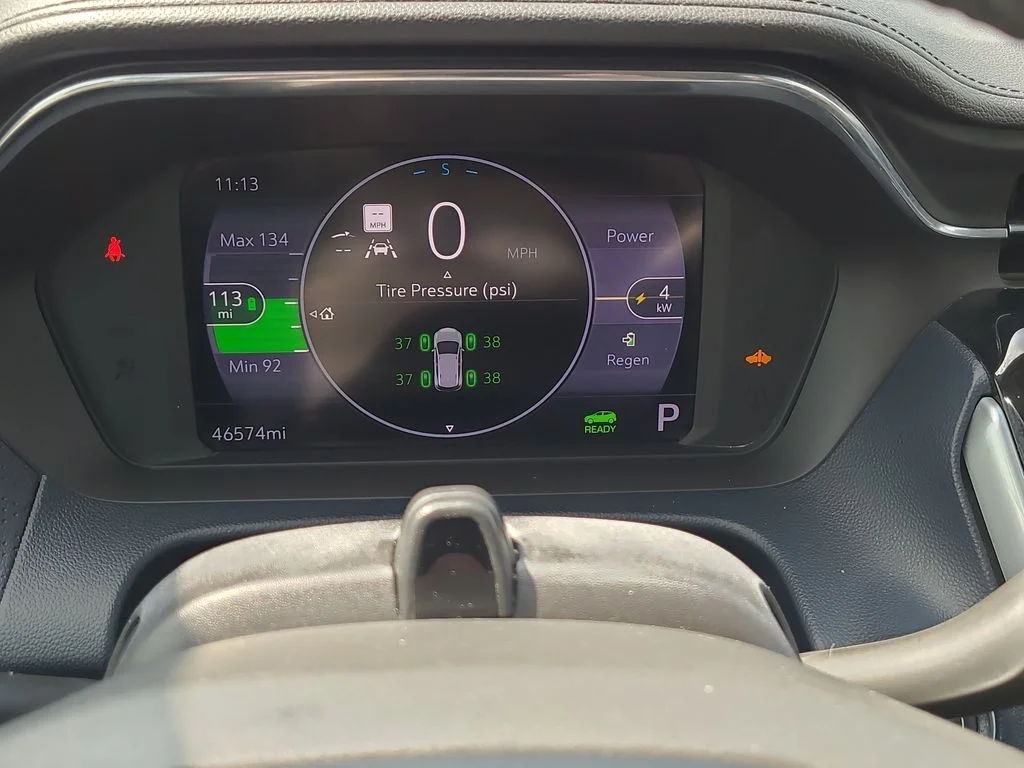 Used 2023 White Chevrolet Premier image 6