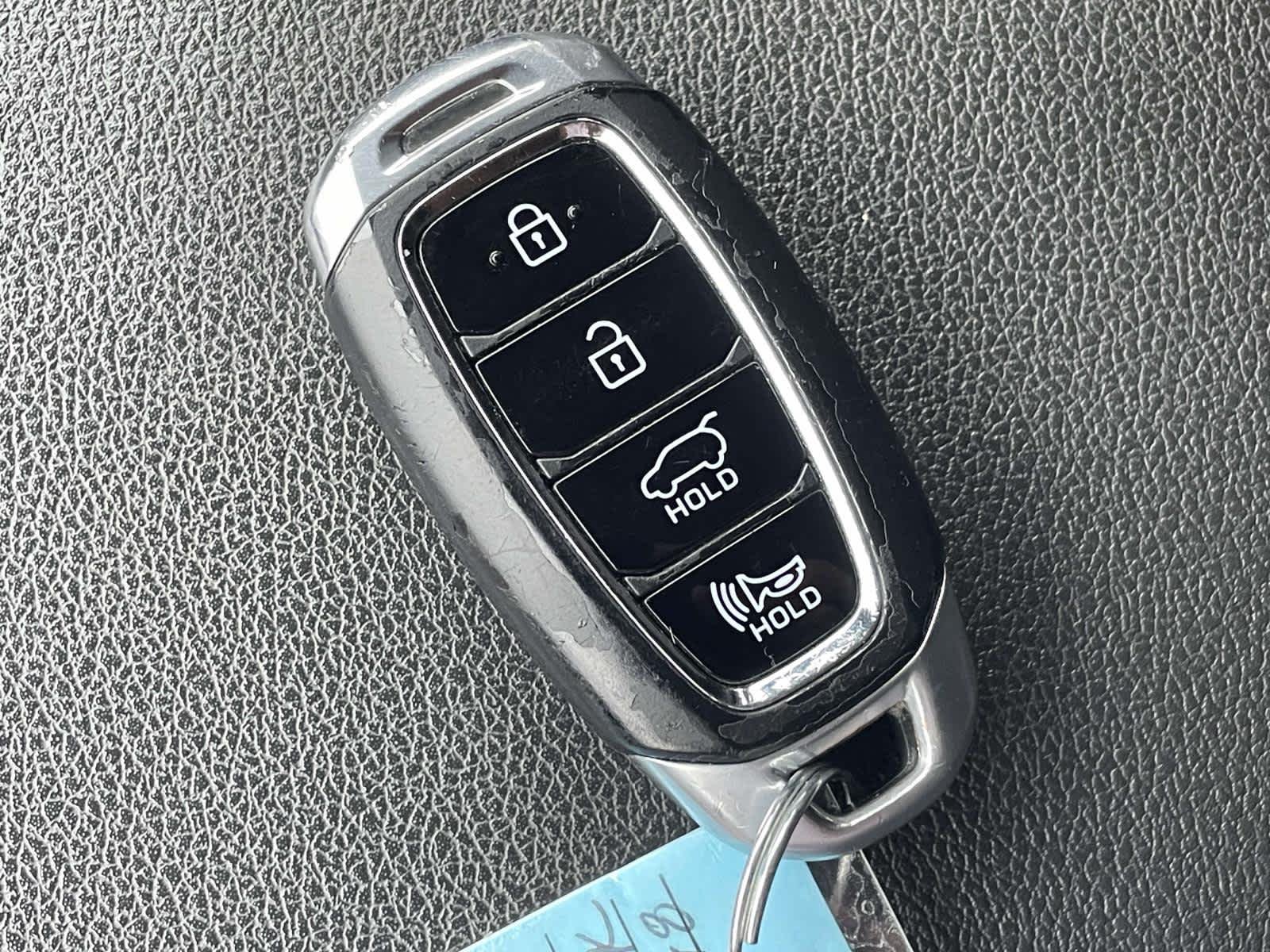 Used 2018 Ultra Black Hyundai SEL image 4