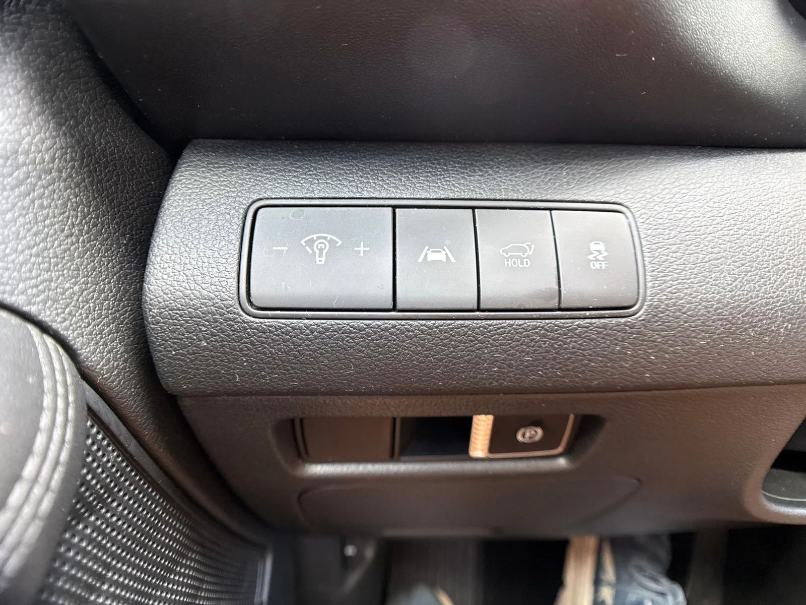 Used 2023 Red Hyundai SEL image 23