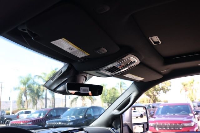 New 2026 Diamond Black Crystal Pearl-Coat Exterior Paint RAM Laramie Night Edition image 12