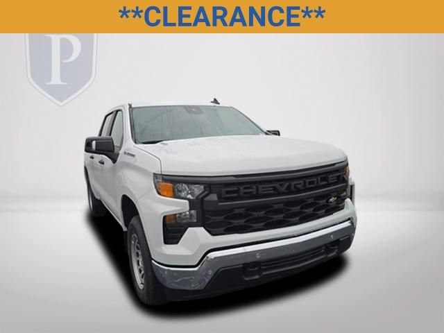 New 2026 Summit White Chevrolet WT image 15