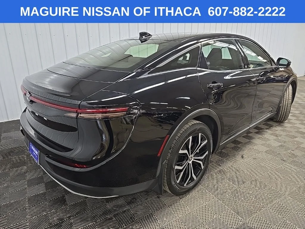 Used 2024 Black Toyota XLE image 10