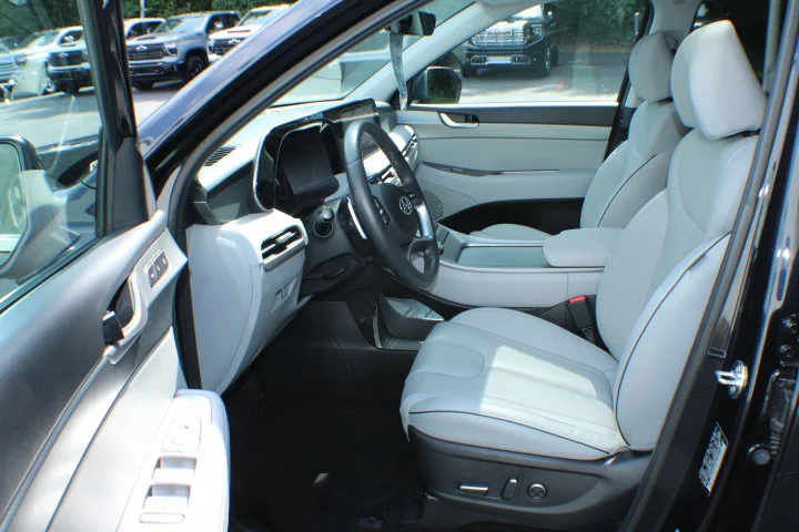 Used 2025 Moonlight Cloud Hyundai SEL Premium 7P image 14