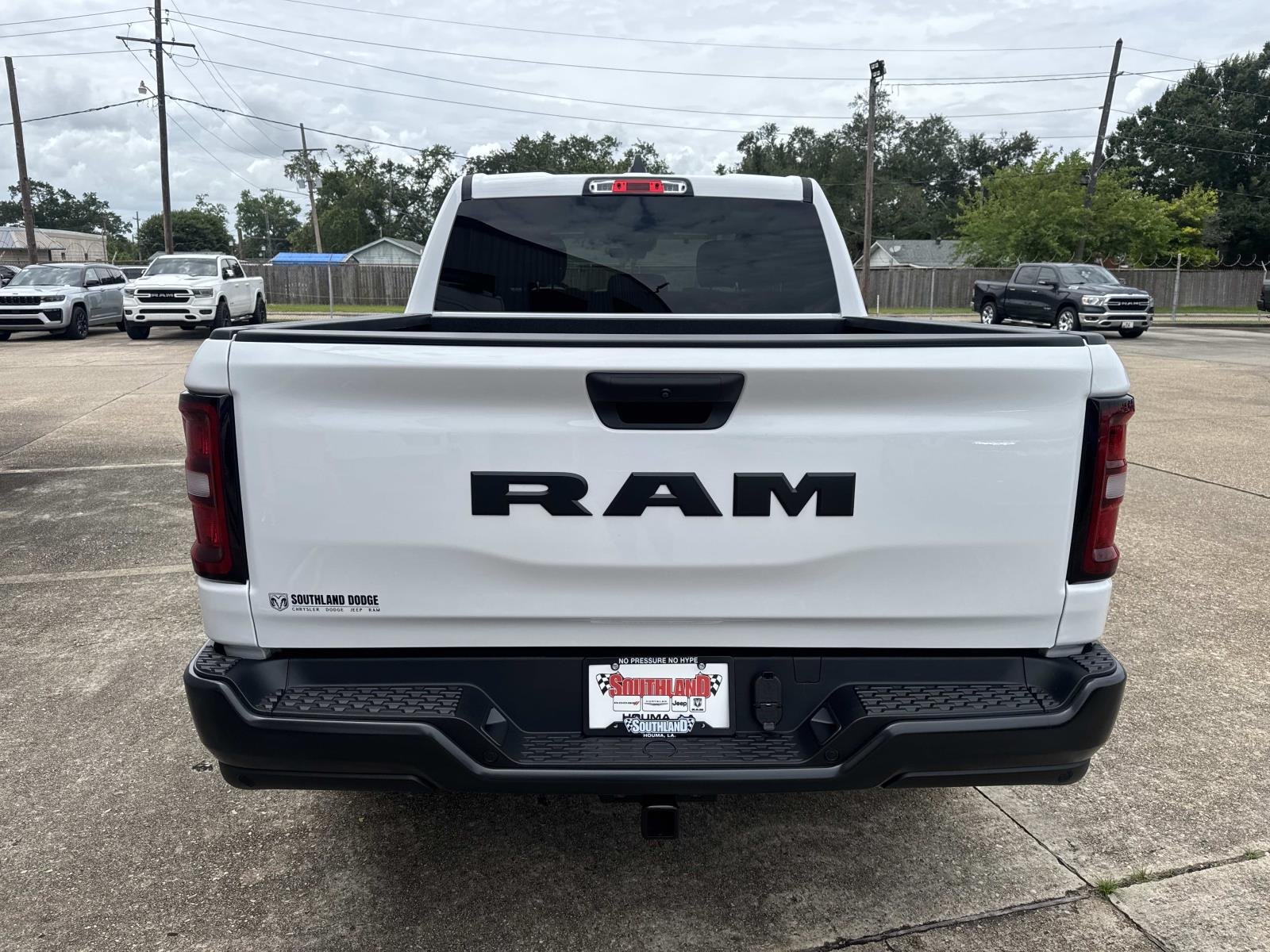New 2026 Bright White Clear-Coat Exterior Paint RAM Tradesman image 4