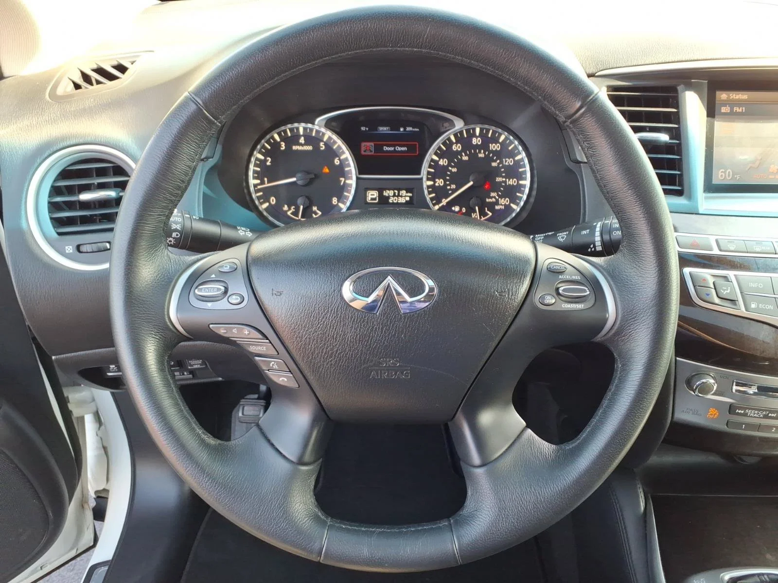 Used 2015 Majestic White INFINITI Base image 20