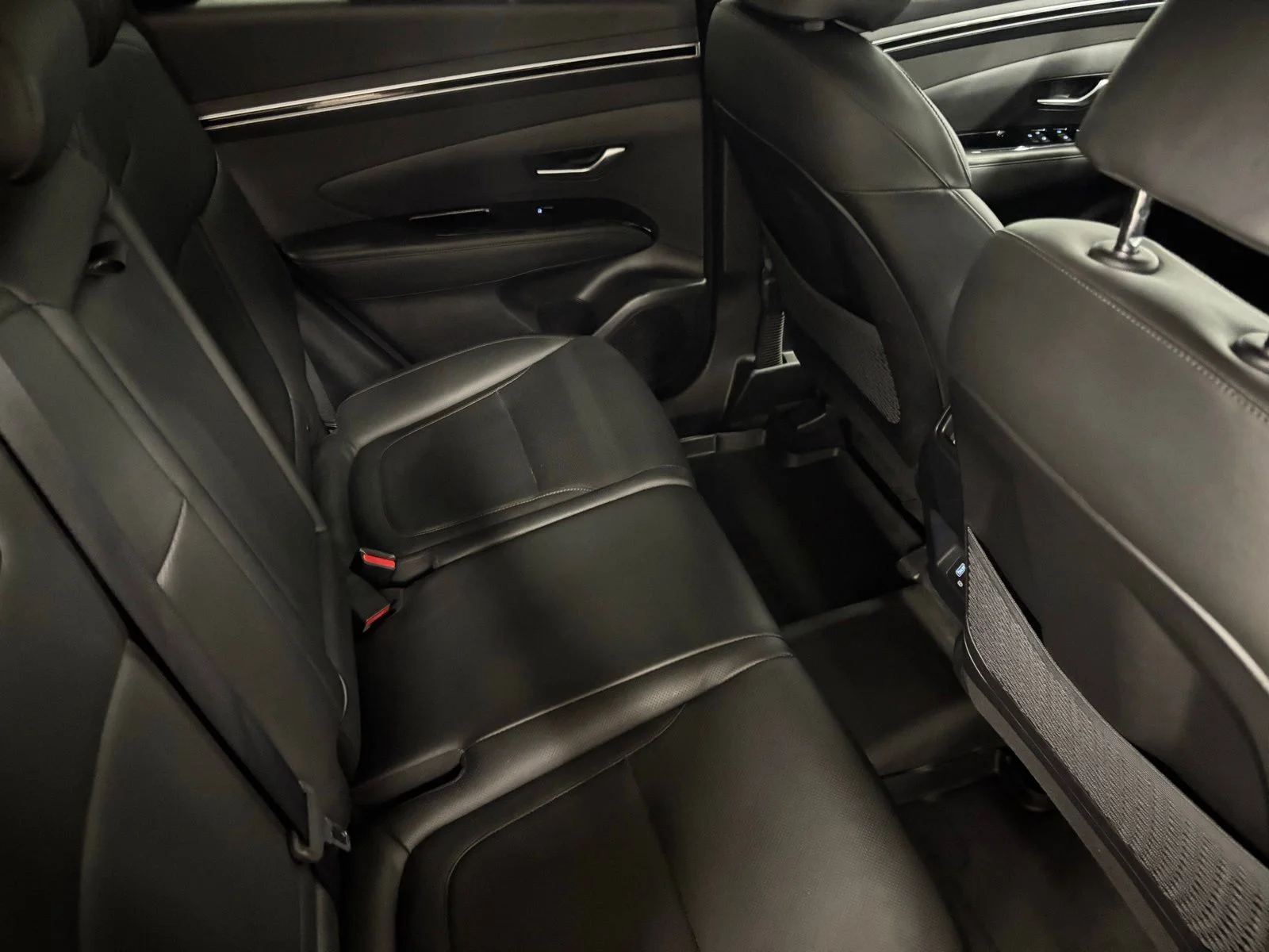 Used 2023 Black Hyundai XRT image 19