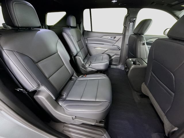 New 2027 Sterling Gray Metallic Chevrolet LT image 28