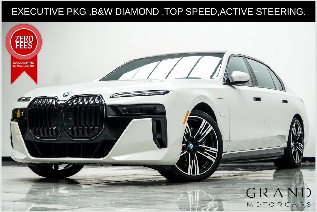 Used 2025 White BMW 750e xDrive image 1