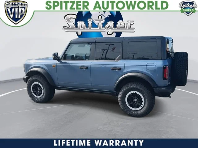 New 2025 Azure Gray Metallic Tri-Coat Ford Badlands® image 6
