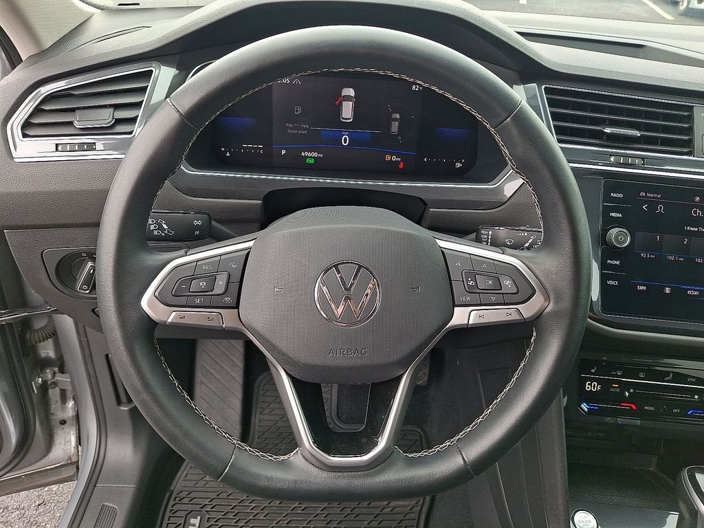 Used 2022  Volkswagen 2.0T SE image 14