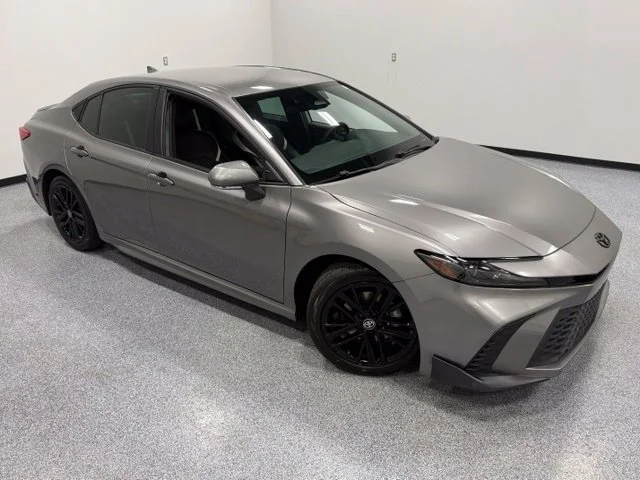 Used 2025  Toyota SE image 36