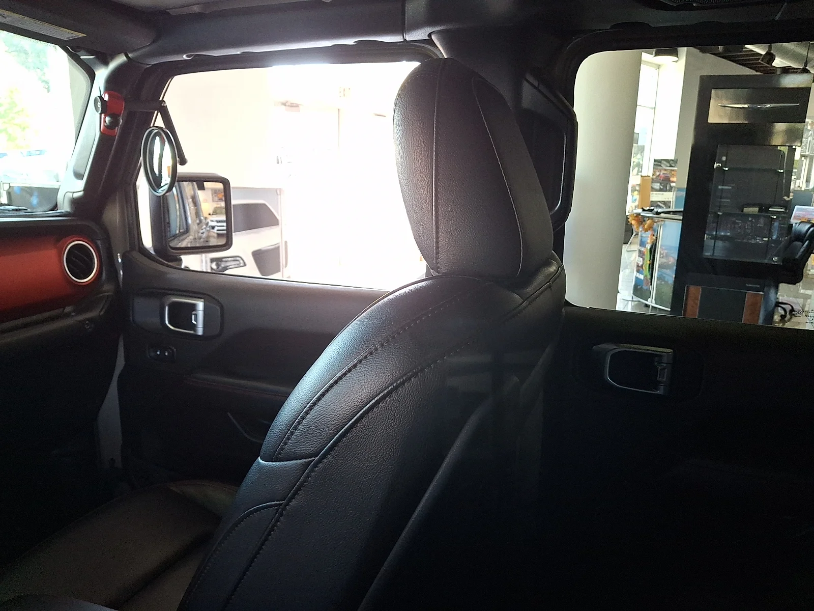 Used 2020 Green Jeep Rubicon image 17
