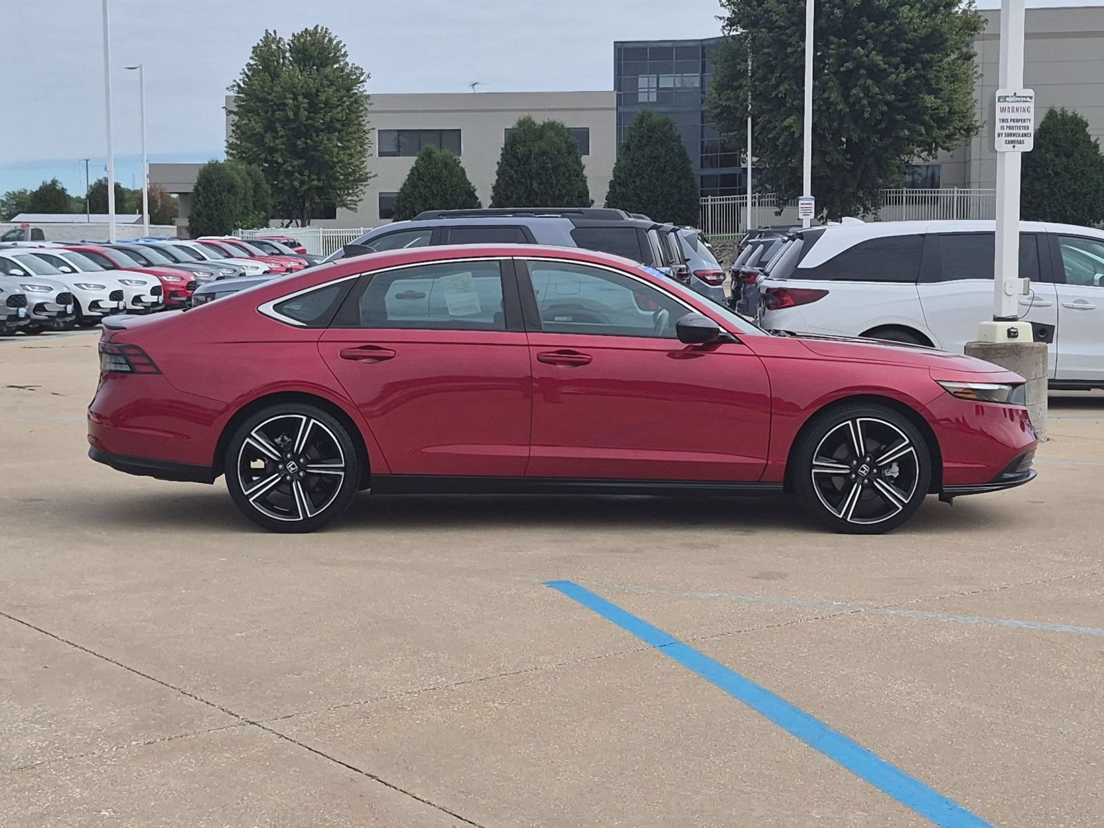 2023 Honda Accord Hybrid Sport - Photo 5