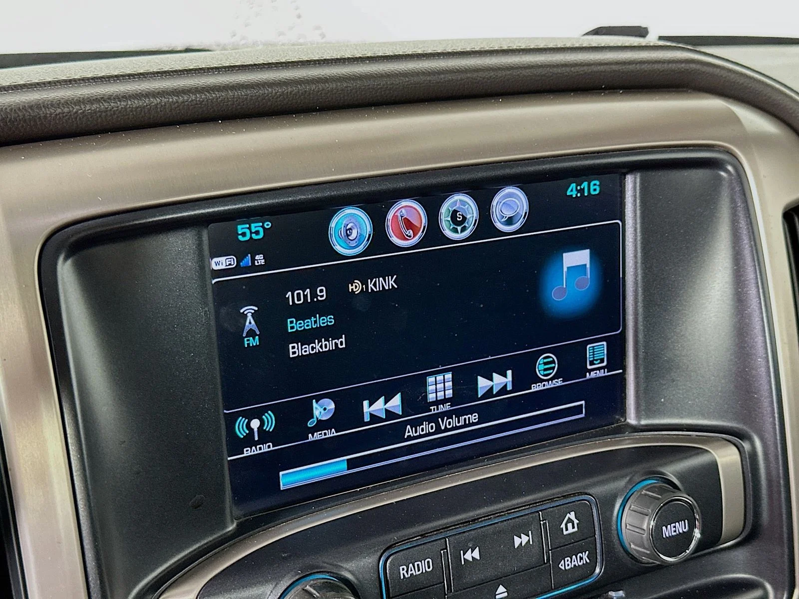 Used 2018 Red Quartz Tintcoat GMC Denali image 16