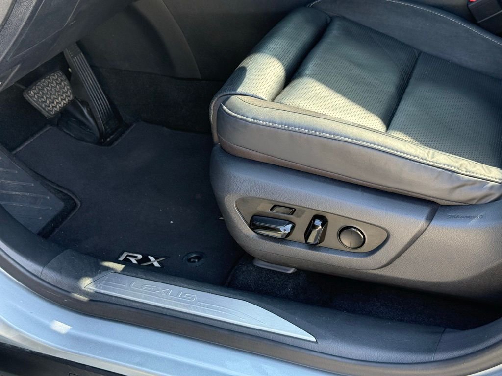 Used 2023 Silver Lexus 350 Luxury image 23