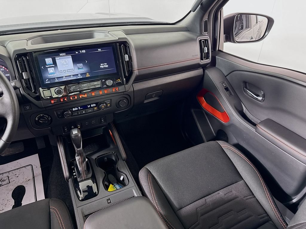 Used 2025 Boulder Gray Pearl Nissan PRO-4X image 24