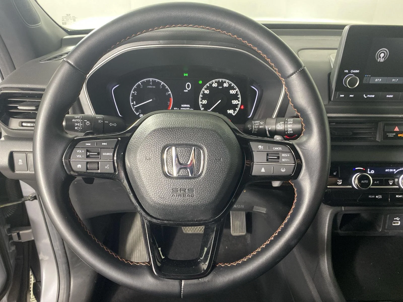 Used 2025 Lunar Silver Metallic Honda Sport image 13
